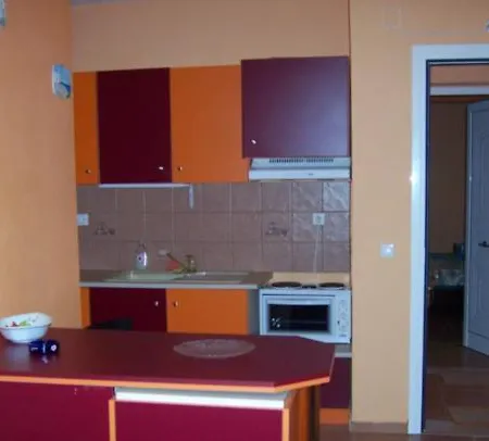 Aliveri Rooms 알리베리